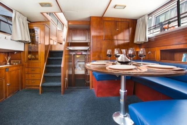 Charming Boat In Barcelona - Perfect Getaway Hotell Sant Adria de Besos Eksteriør bilde